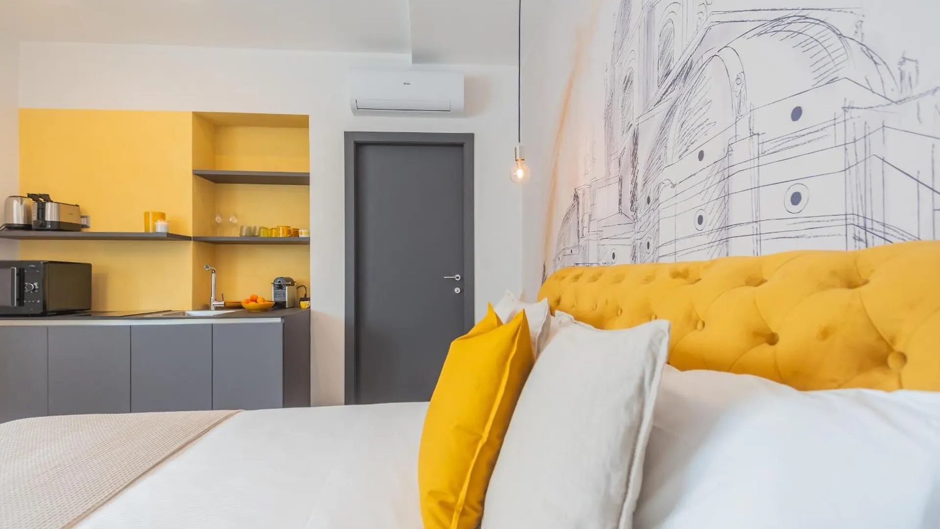 Como Dreams Apartments By Rent All Комо 0*,  Италия